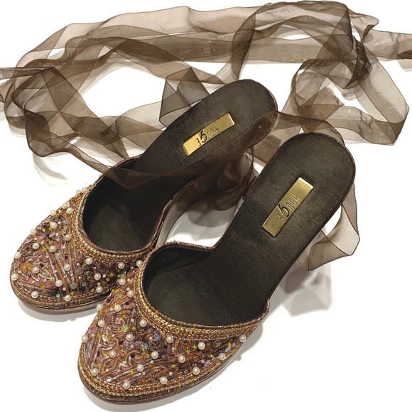 ROUGE VINTAGE PLATFORM LACE UP CLOSED TOE WEDGE WITH BEADED SEQUINS DETAIL - Picture 13 of 15